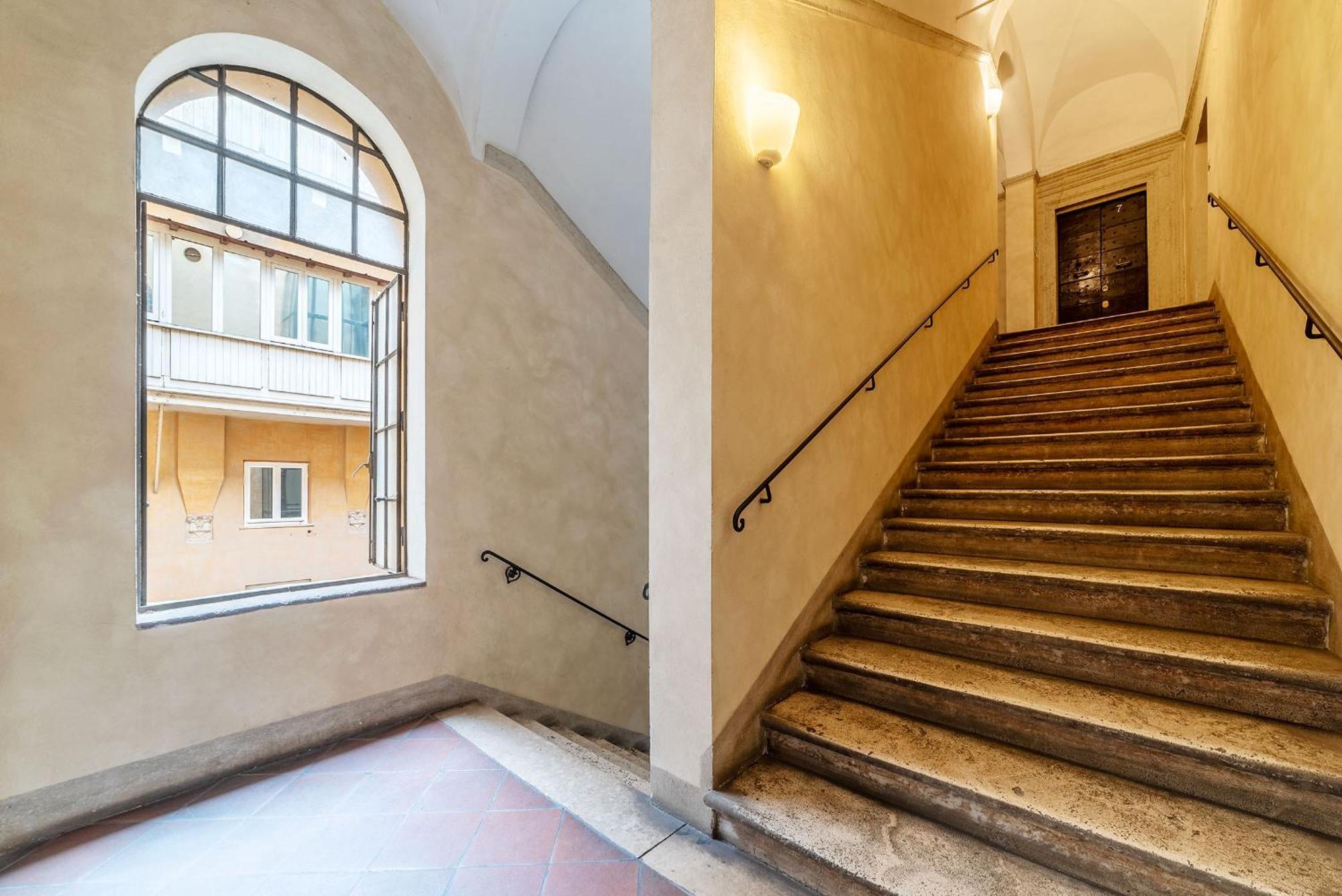 Piazza Navona Penthouse Apartment Rome Exterior photo